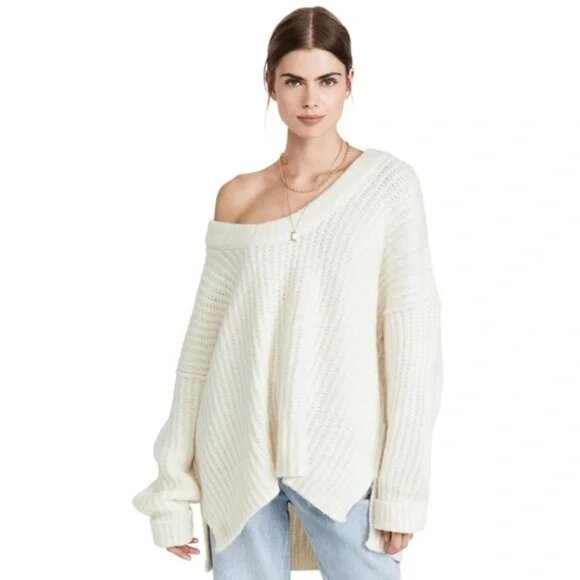 Free People Medium Blue Bell V-Neck Pullover Sweater Oversize Slouchy Ivory Cozy - Picture 1 of 14